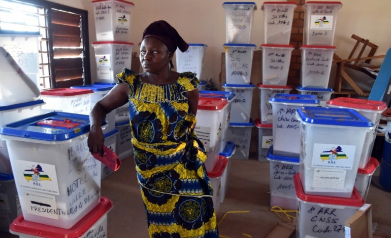 Bangui (AFP). Présidentielle en Centrafrique: les électeurs votent pour la paix