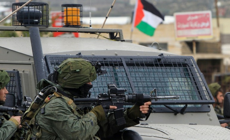 Naplouse (Territoires palestiniens) (AFP). Deux jeunes palestiniens abattus après avoir tiré sur des soldats israéliens 