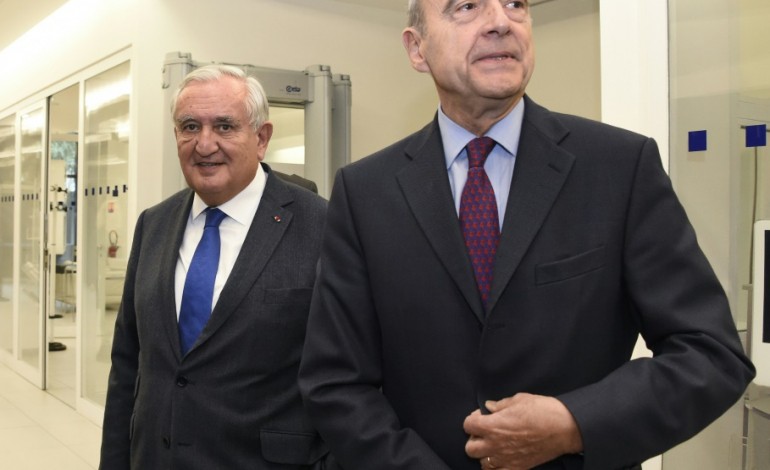 Paris (AFP). Primaire à droite: Raffarin (LR) annonce son soutien à Juppé