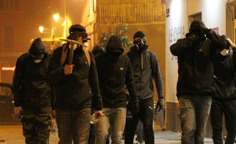 Ajaccio (AFP). Journée université morte en Corse après l'interpellation de supporteurs bastiais à Reims