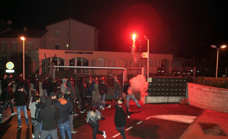 Corte (France) (AFP). Manifestations, bras de fer autour du foot,  la tension ne retombe pas en Corse