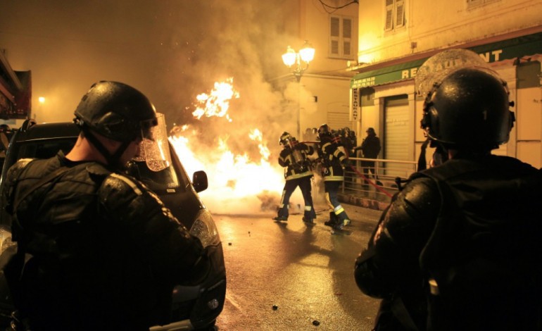 Corte (France) (AFP). Corse: la tension ne retombe pas, nouveaux incidents entre manifestants et forces de l'ordre