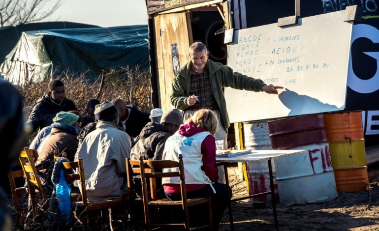 Lille (AFP). Jungle de Calais: la préfète fera appel si nécessaire à la force publique