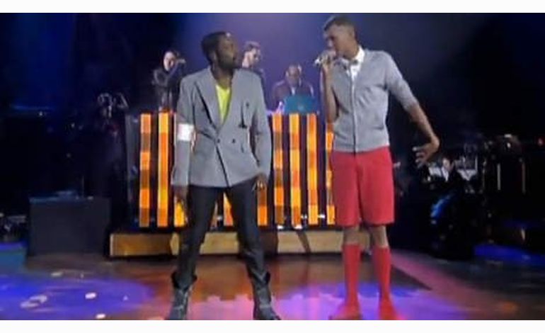 Stromae et les Black Eyed Peas en duo à Taratata!