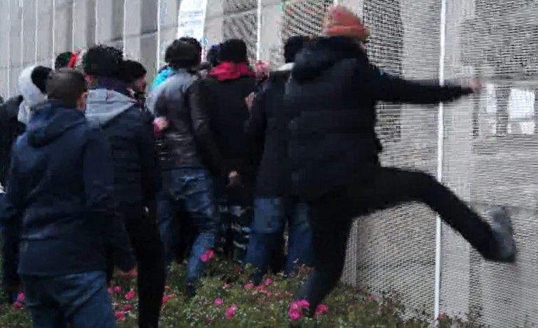 Lille (AFP). Six migrants jugés à Boulogne pour être monté sur un ferry
