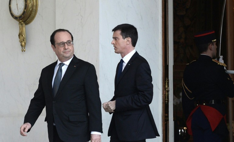 Paris (AFP). Loi travail: Hollande et Valls appellent à une cohésion et une solidarité du gouvernement 