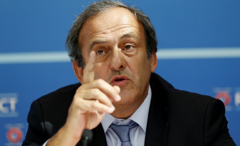 Nyon (Suisse) (AFP). UEFA: Platini reste président tant que le TAS n'a pas rendu sa décision sur sa suspension 
