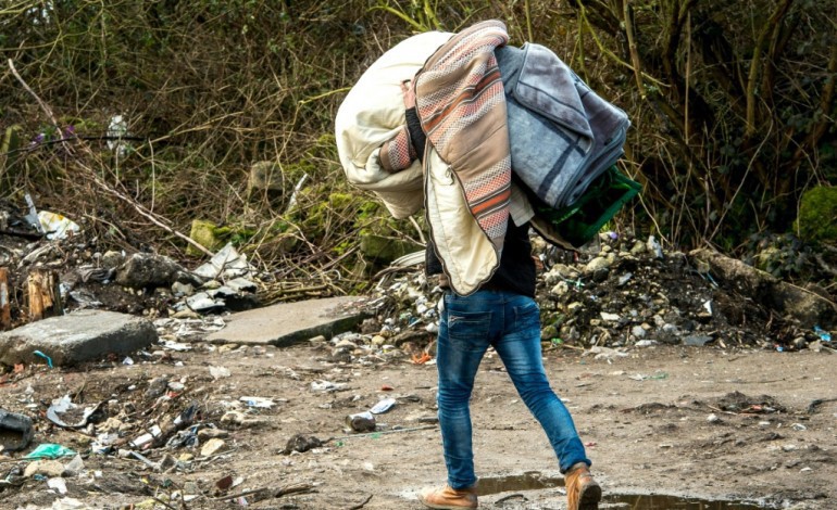 Calais (AFP). Migrants: des centaines de Calaisiens vont se rendre à Paris pour dire leur détresse