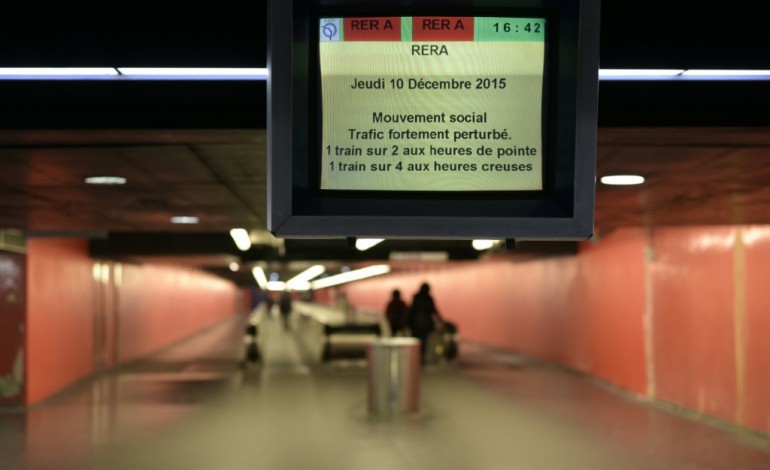 Paris (AFP). Grève RATP mercredi: un train sur deux sur le RER B, métro normal