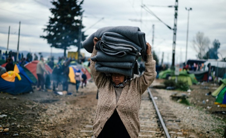 Ljubljana (AFP). La route des Balkans fermée aux migrants, la Grèce tente de s'organiser