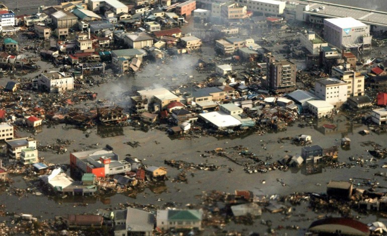 Tokyo (AFP). Tsunami de 2011: 11 mars, 14h46, hommage national aux victimes 