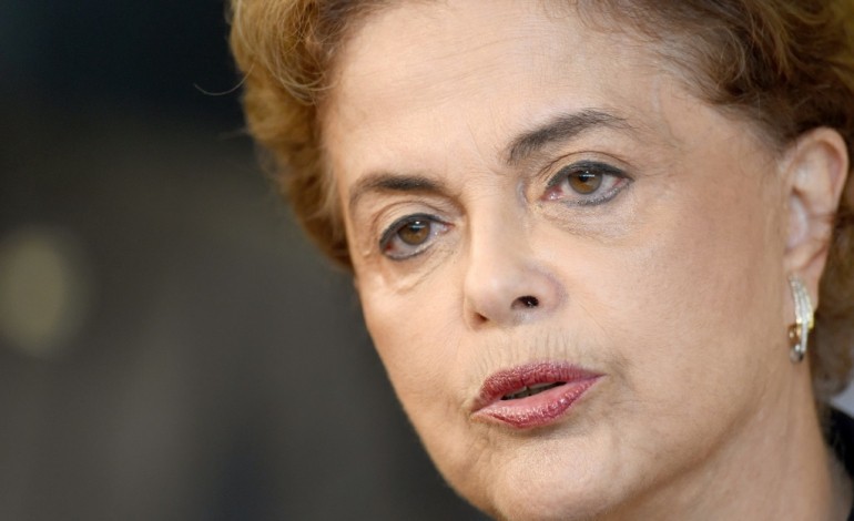 Brasilia (AFP). Brésil: manifestations contre Rousseff en pleine tempête politique