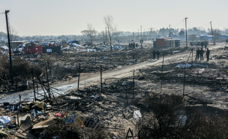 Calais (AFP). A Calais, la Jungle amputée du sud se recompose au nord