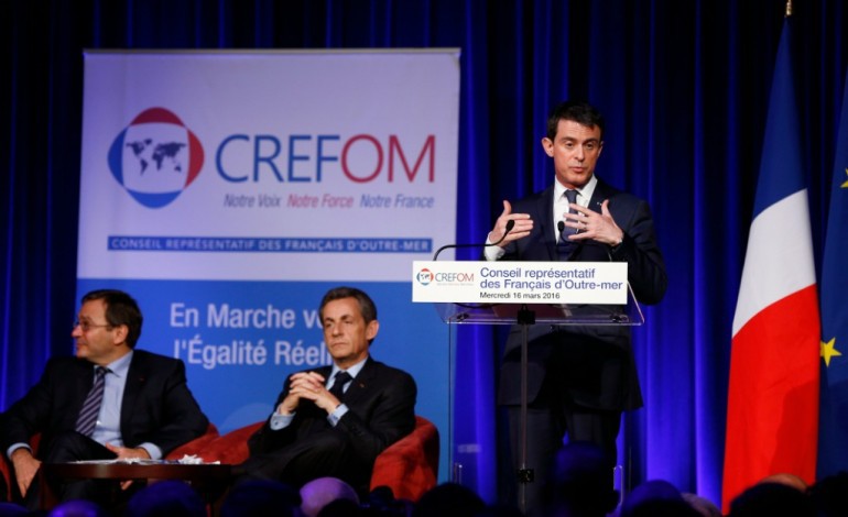 Paris (AFP). Outre-mer: Valls promet un projet de loi sur l'égalité réelle si possible avant l'été 