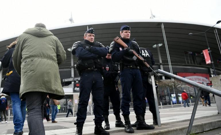 Paris (AFP). Euro-2016: des moyens inédits pour résister à la terreur