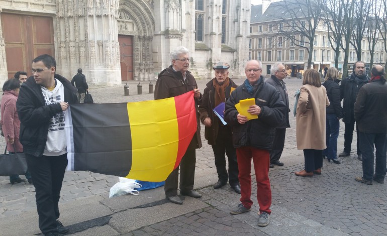 Attentats à Bruxelles : l'hommage des Rouennais aux victimes