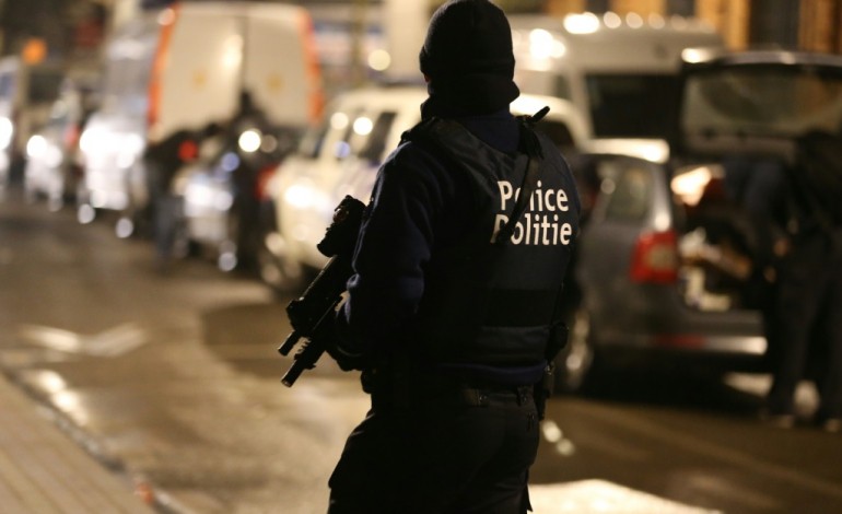 Paris (AFP). Attentats: la presse exhorte les pays européens à s'entendre 