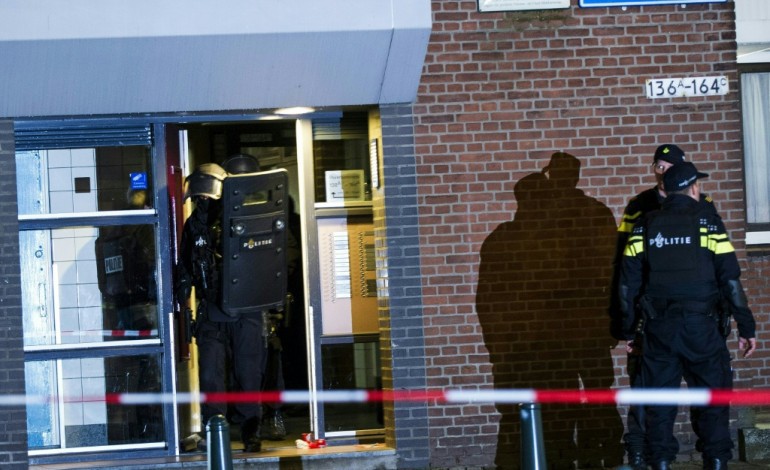 La Haye (AFP). Projet d'attentat en France: nouvelle opération policière à Rotterdam