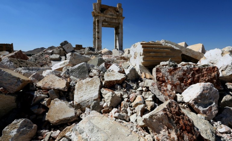 Palmyre (Syrie) (AFP). Syrie: le groupe EI a dévasté les plus belles ruines de Palmyre