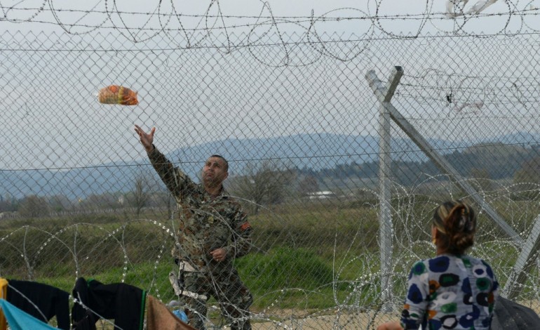 Berlin (AFP). Réfugiés: la mise en place de l'accord controversé UE-Turquie se concrétise