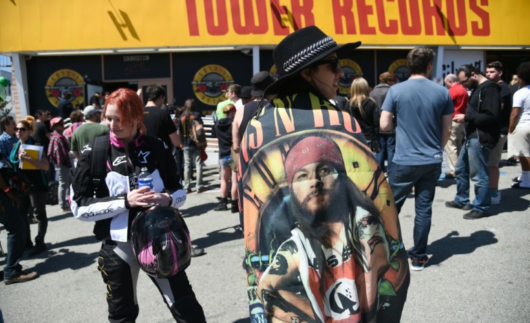 Los Angeles (AFP). Les légendaires Guns N' Roses de retour sur scène à Los Angeles