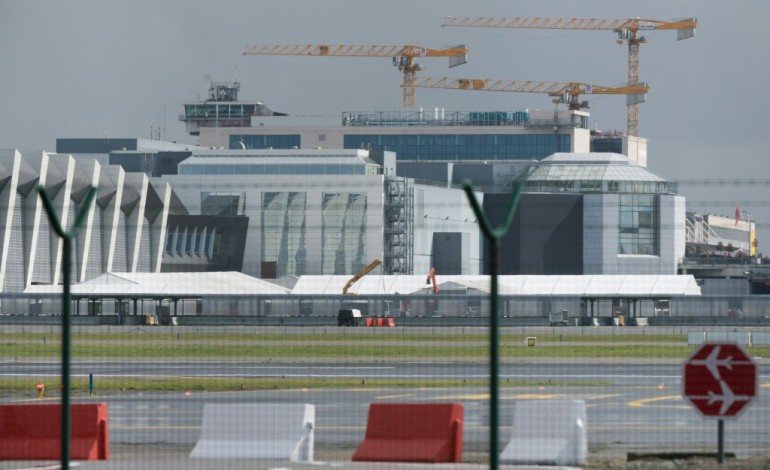 Bruxelles (AFP). En rouvrant timidement, l'aéroport de Bruxelles veut retourner à la normale