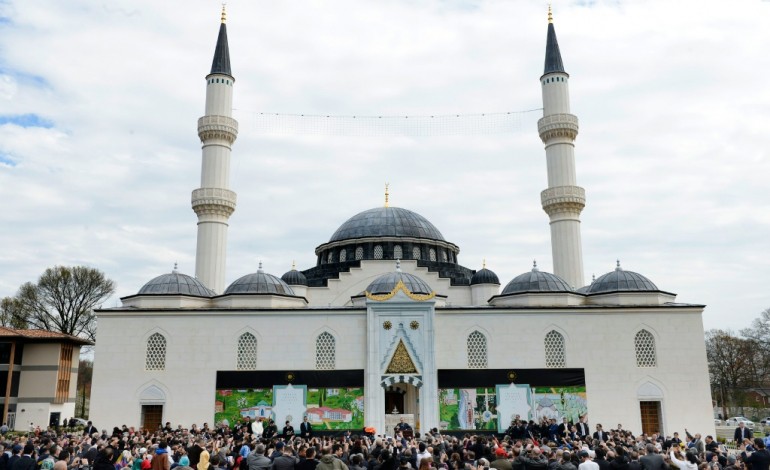 Lanham (Etats-Unis) (AFP). Aux Etats-Unis, Erdogan inaugure une mosquée pour réconcilier l'Amérique et son islam