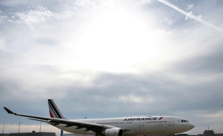 Paris (AFP). Air France clôt la polémique sur le port du voile en Iran