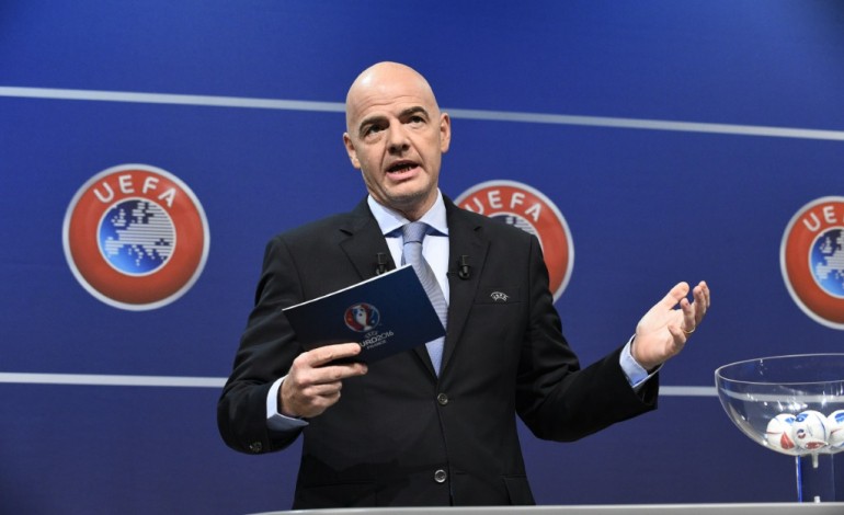 Genève (AFP). Panama Papers: perquisition de la police suisse au siège de l'UEFA 