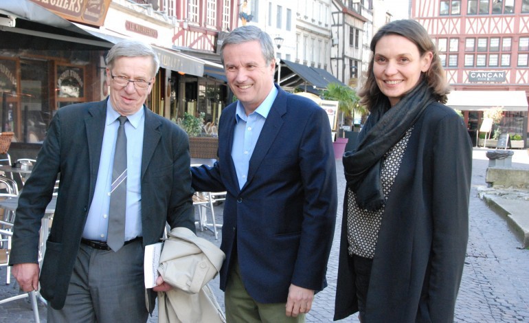 Nicolas Dupont-Aignan à Rouen : "Mon programme, c'est l'ordre et la justice"