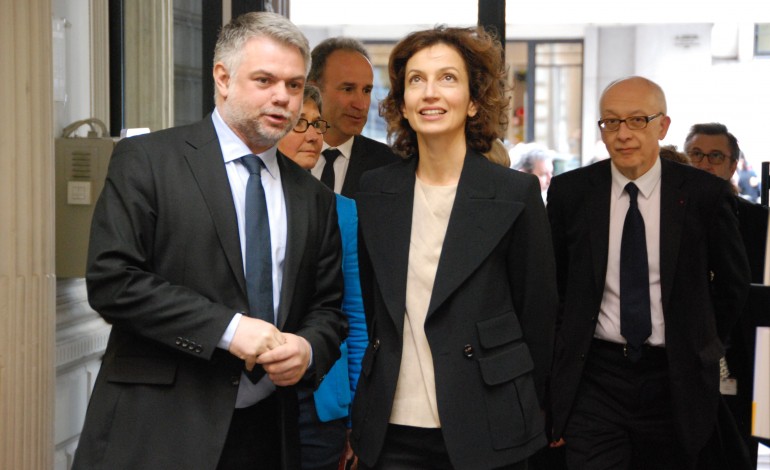 La ministre de la Culture Audrey Azoulay vante le rôle des librairies à Rouen