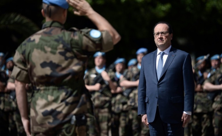 Beyrouth (AFP). Hollande achève sa visite au Liban dans un camp de réfugiés syriens