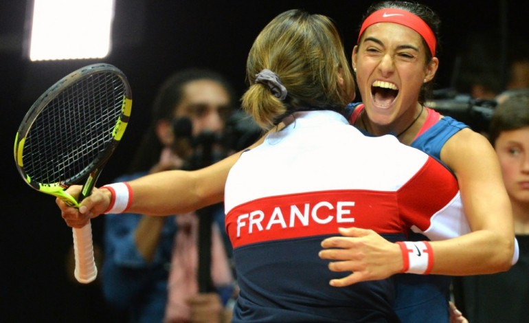 Trélazé (France) (AFP). Fed Cup: la France bat les Pays-Bas (3-2) et va en finale