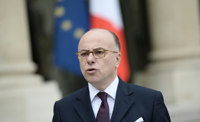 Paris (AFP). Terrorisme: Cazeneuve dévoile son plan pour  les forces d'élite 