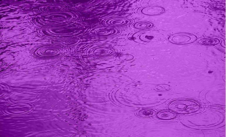 Snapchat ajoute un filtre "Purple Rain" en hommage à Prince