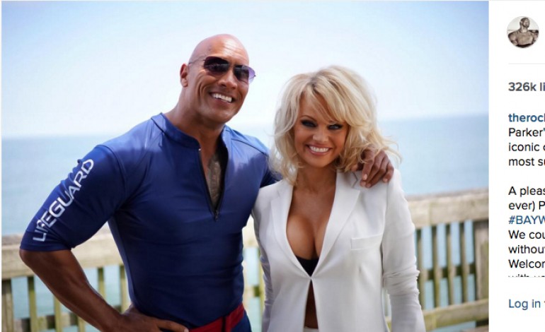Pamela Anderson fera une apparition dans le film "Alerte à Malibu"