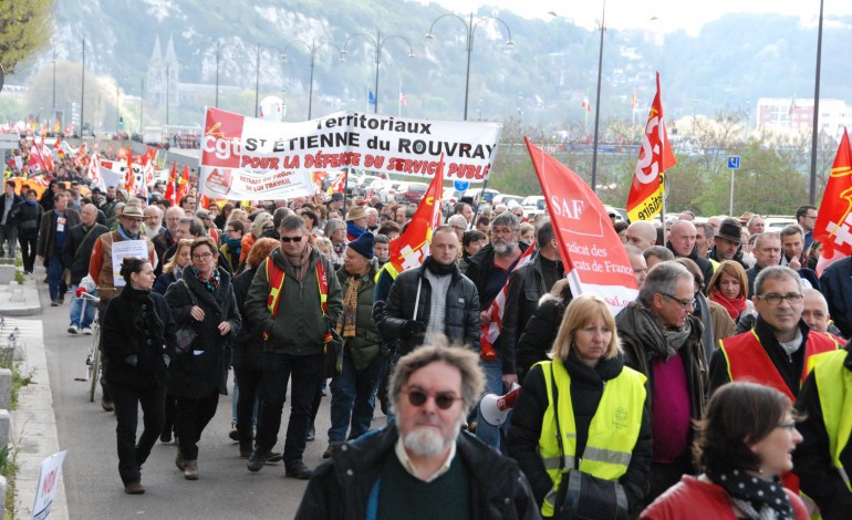 Plusieurs milliers de manifestants contre la loi El Khomri à Rouen