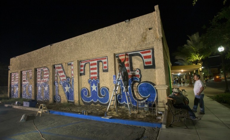 Los Angeles (AFP). Etats-Unis: les artistes de rue se jettent dans la bataille électorale