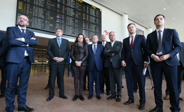 Bruxelles (AFP). Le hall des départs de l'aéroport de Bruxelles partiellement rouvert  