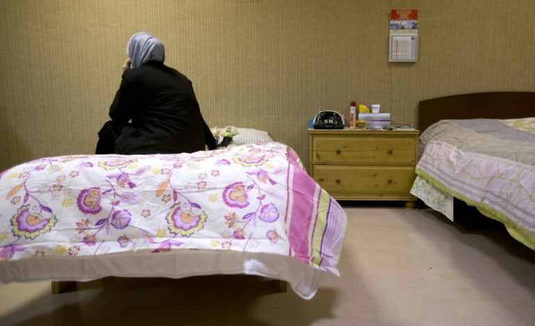 Paris (AFP). Appels au 115: de plus en plus de femmes seules recherchent un hébergement d'urgence