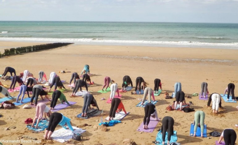 Calvados: 3ème Normandy Beach Yoga à Juno Beach