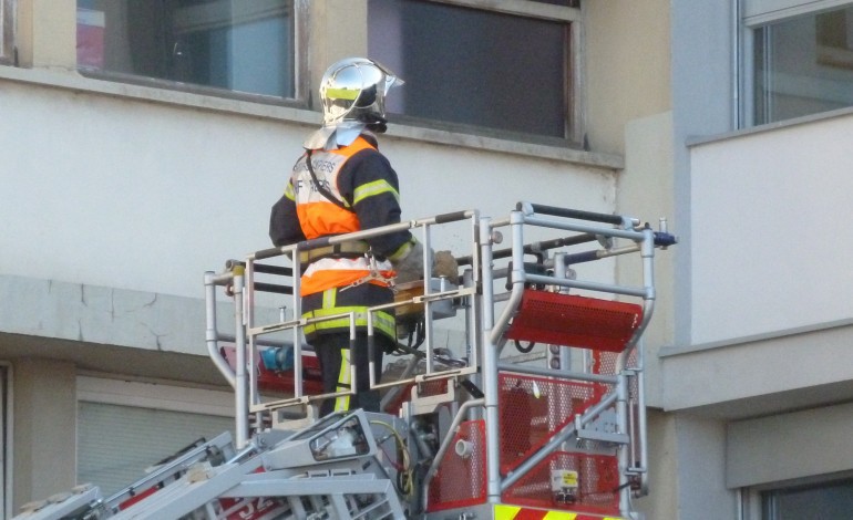 Immeuble en feu à Rouen : un couple et son bébé sauvés par les pompiers