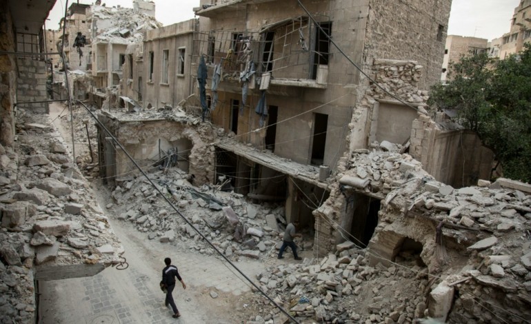 Alep (Syrie) (AFP). Syrie: retour au calme à Alep grâce à l'accord de trêve russo-américain