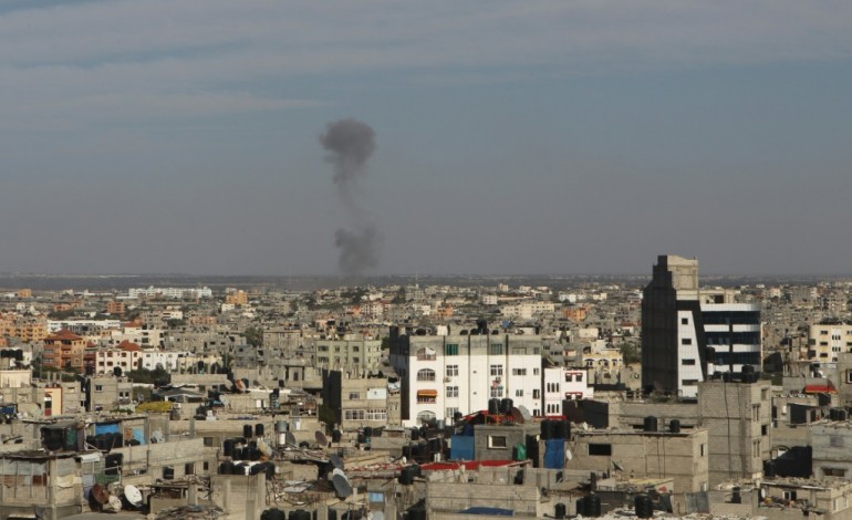 Gaza (Territoires palestiniens) (AFP). Palestiniens et Israéliens continuent à se tirer dessus à Gaza