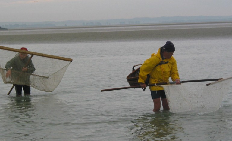 Seine-Maritime : un pêcheur à pied décède, isolé par la marée