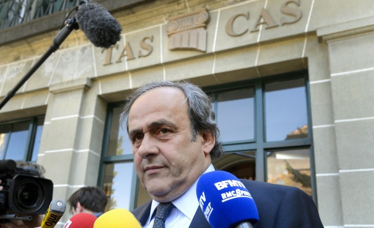 Paris (AFP). Fifa: la suspension de Platini réduite à quatre ans
