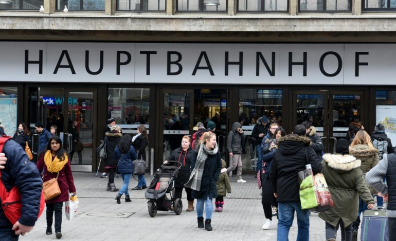 Munich (Allemagne) (AFP). Allemagne: 4 blessés dans une attaque au couteau
