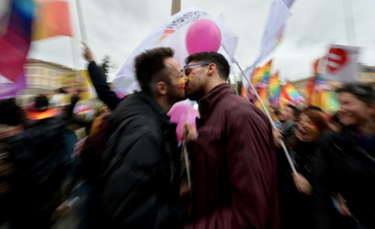 Rome (AFP). Italie: le Parlement sur le point d'adopter l'union gay