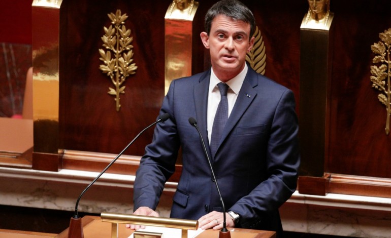Paris (AFP). Motion de censure: "Je ne laisserai pas détruire la gauche de gouvernement", dit Valls aux frondeurs