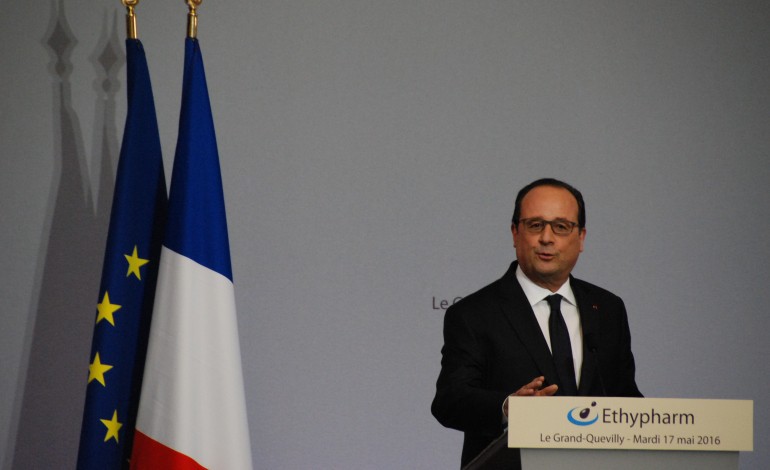 Pour François Hollande, en visite en Normandie, "ça va mieux"... encore et toujours